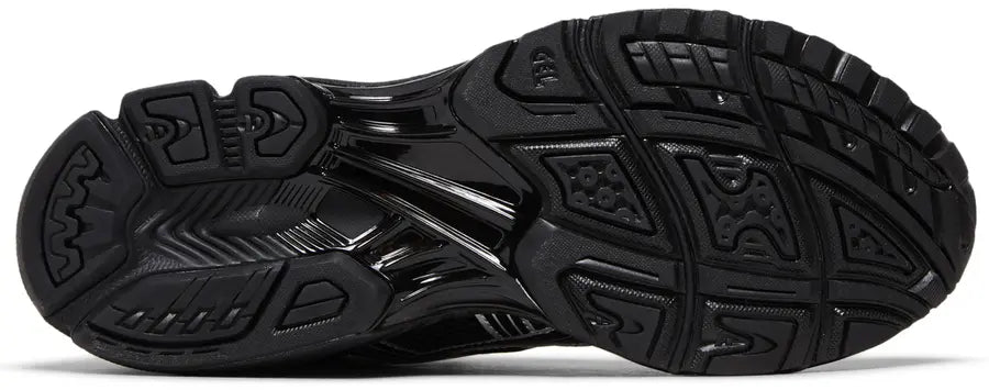 ASICS Gel-Kayano 14 — Black / Pure Silver