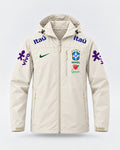 Veste d’Entraînement Équipe du Brésil Beige à Capuche – Écusson CBF, Logos Bleu, Violet et Vert