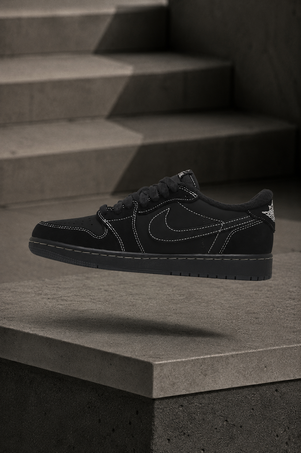 Air Jordan 1 Low OG x Travis Scott « Black Phantom »