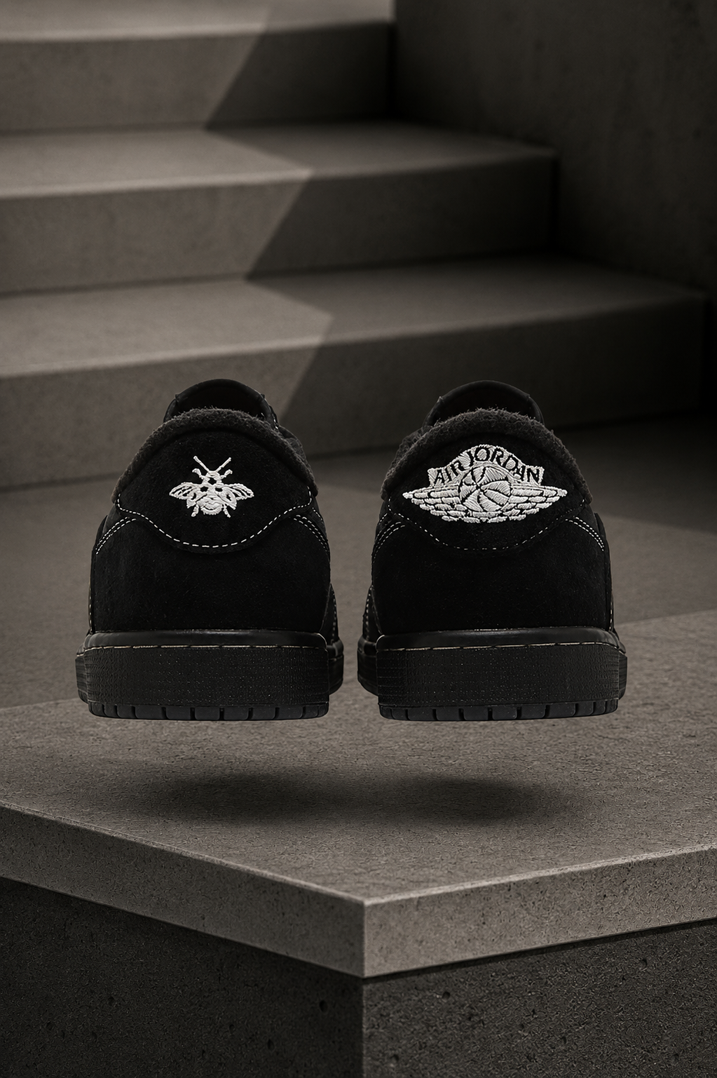 Air Jordan 1 Low OG x Travis Scott « Black Phantom »