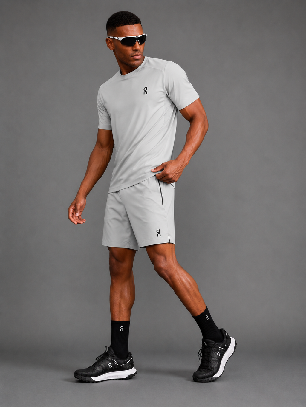 Ensemble Running Homme On — T-shirt + Short — Gris Clair