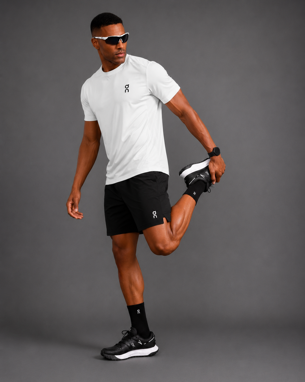 Ensemble Running Homme On — T-shirt Blanc + Short Noir