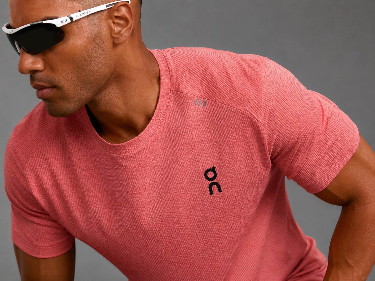 Ensemble Running Homme On — T-shirt Rose + Short Noir