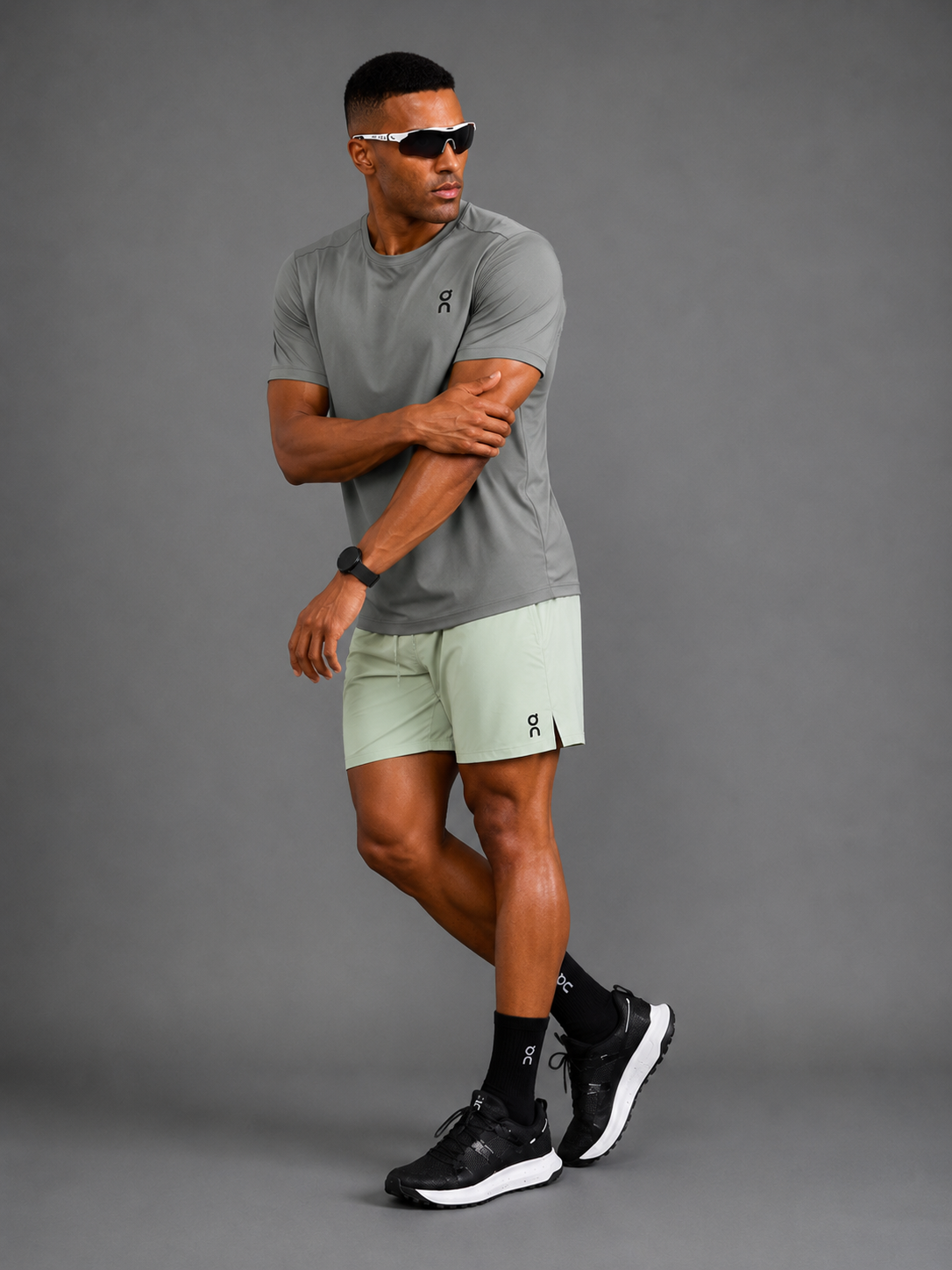 Ensemble Running Homme On — T-shirt Kaki Grisé + Short Vert Sauge Clair