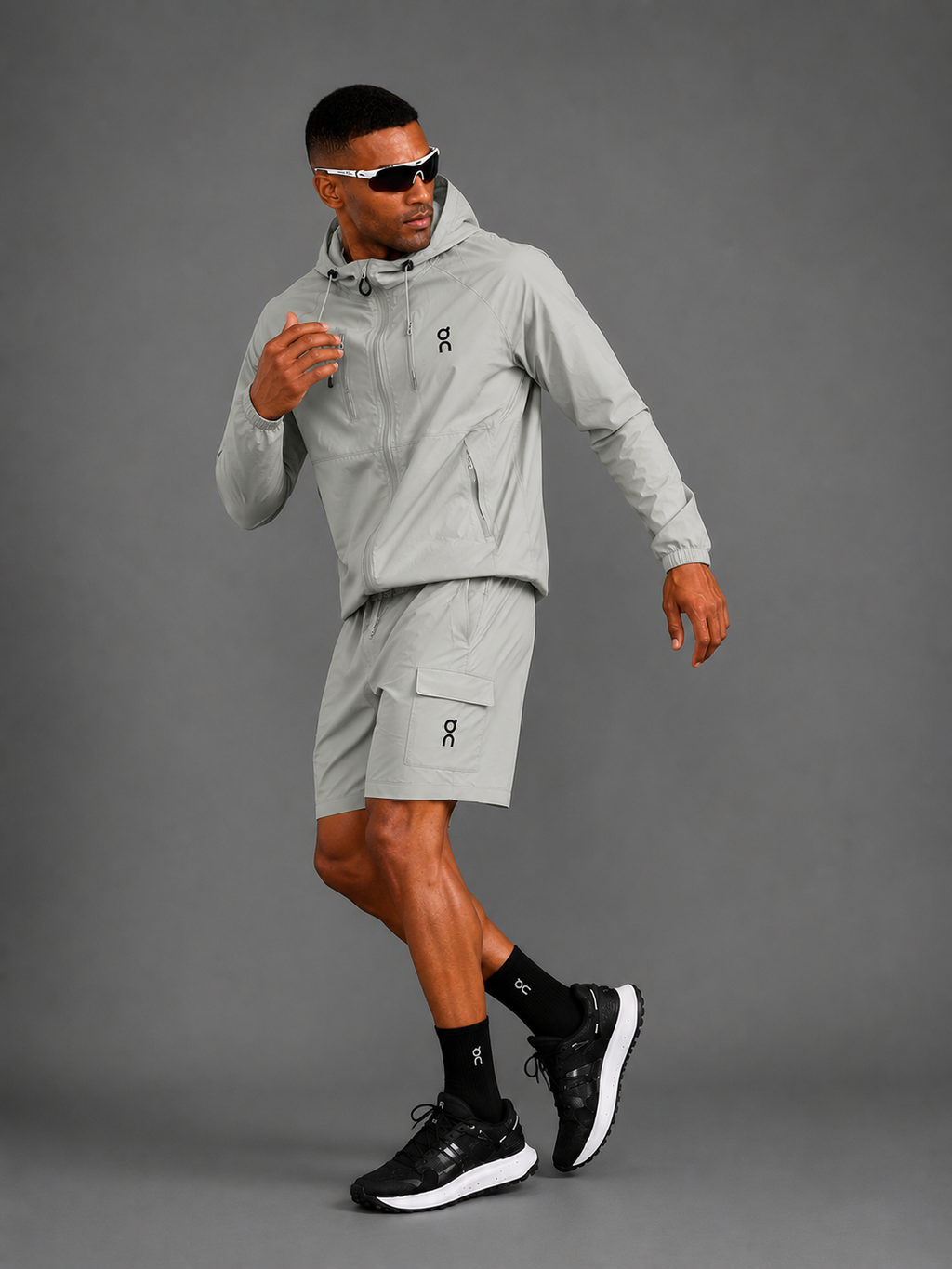 ON RUNNING — Ensemble Veste + Short — Grise