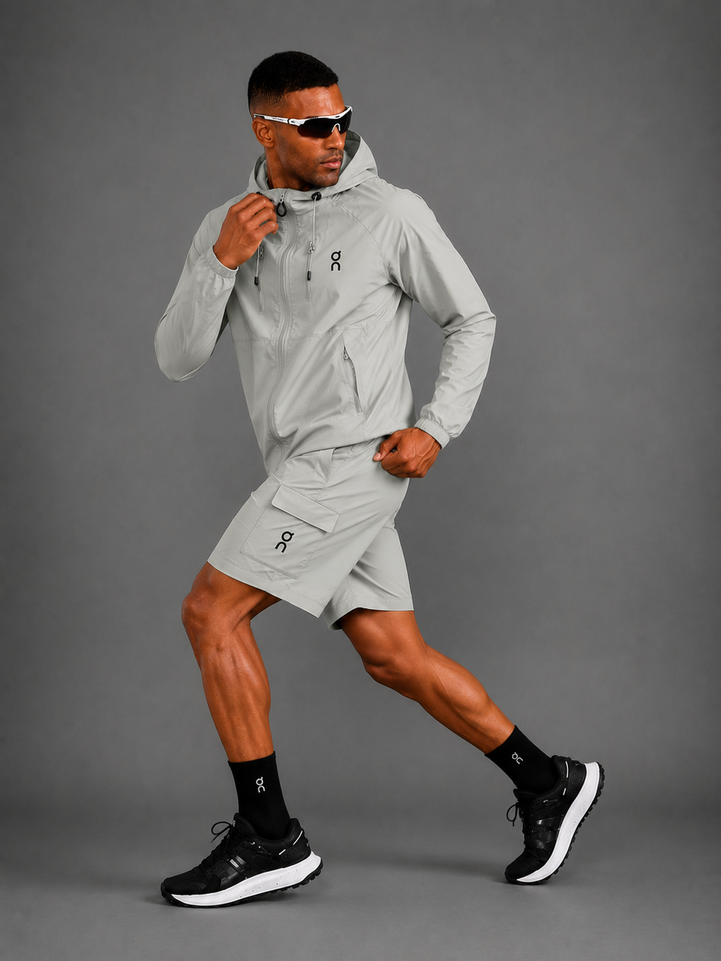 ON RUNNING — Ensemble Veste + Short — Grise