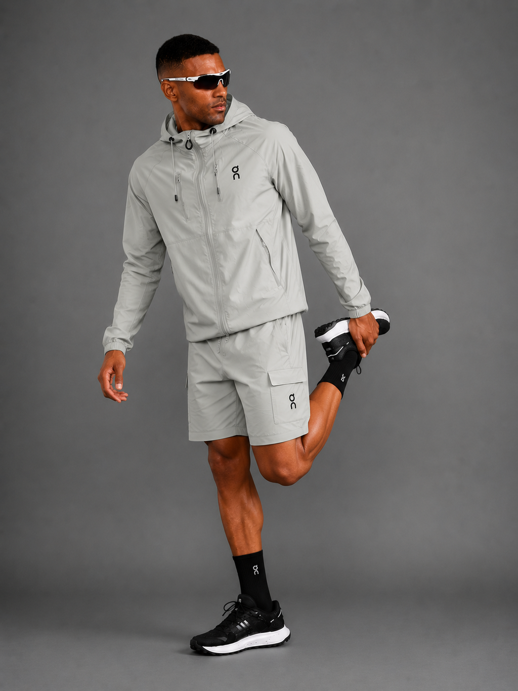 ON RUNNING — Ensemble Veste + Short — Grise