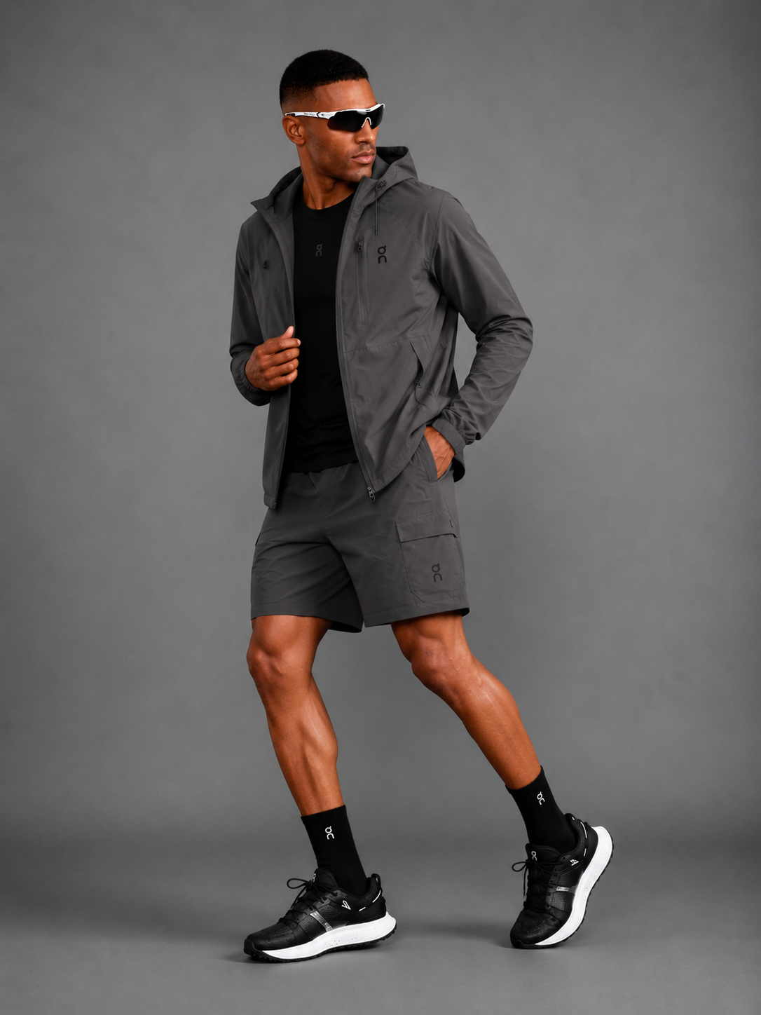 ON RUNNING — Ensemble Veste + Short — Gris Sombre
