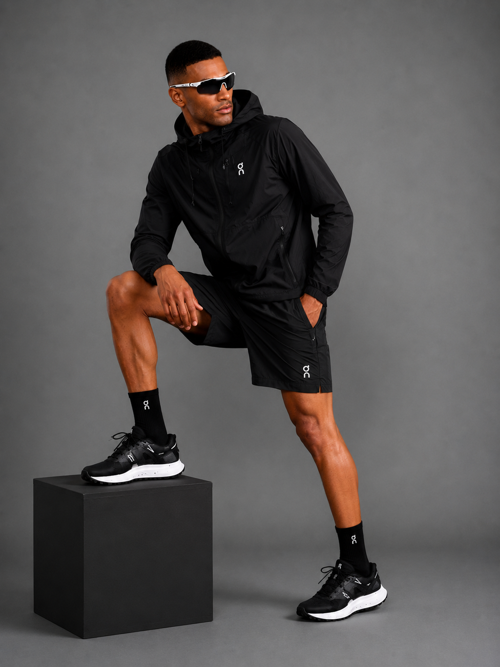 ON RUNNING — Ensemble Veste + Short — Noir