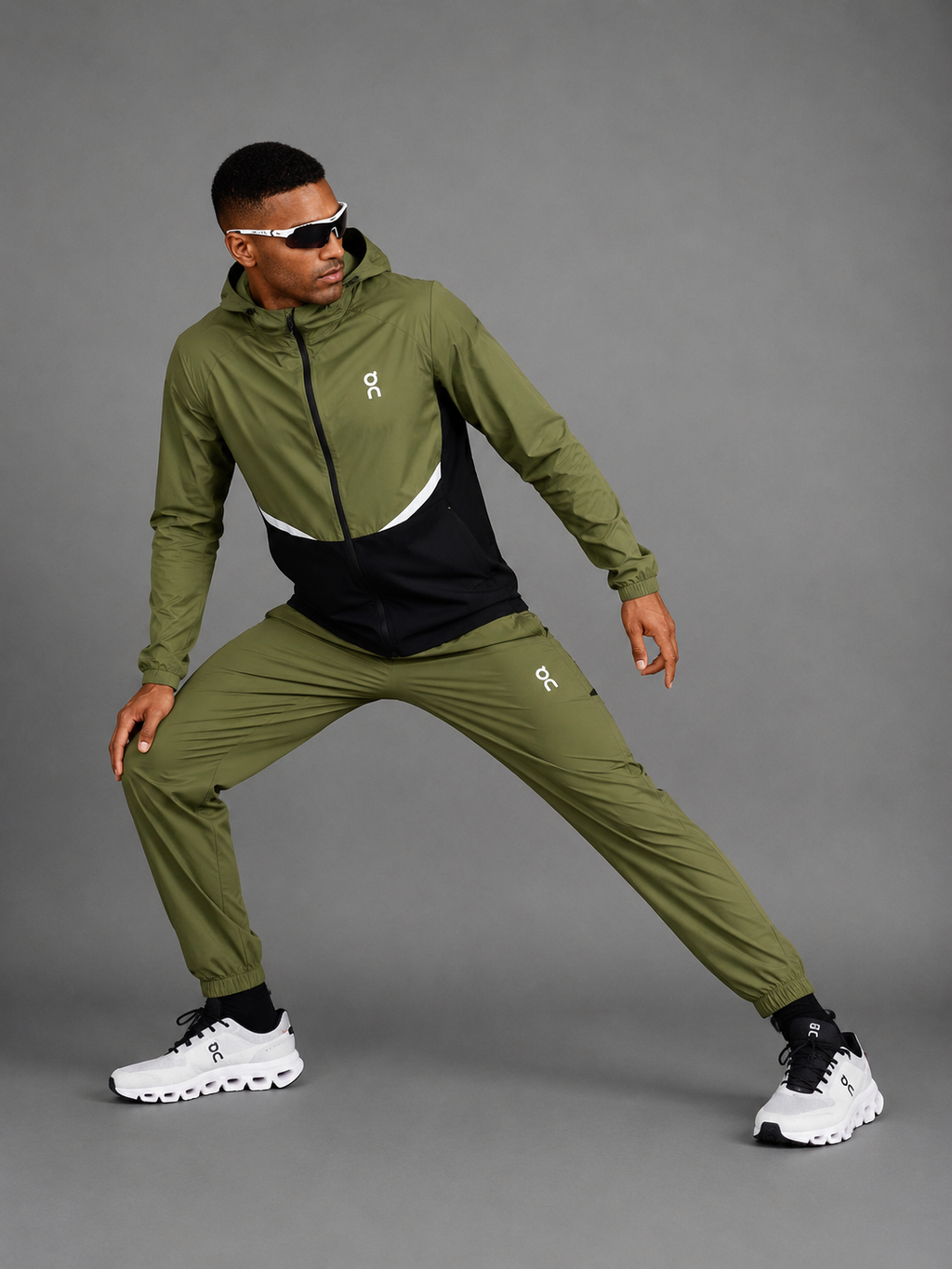 ON RUNNING — Ensemble Veste à Capuche + Pantalon — Kaki