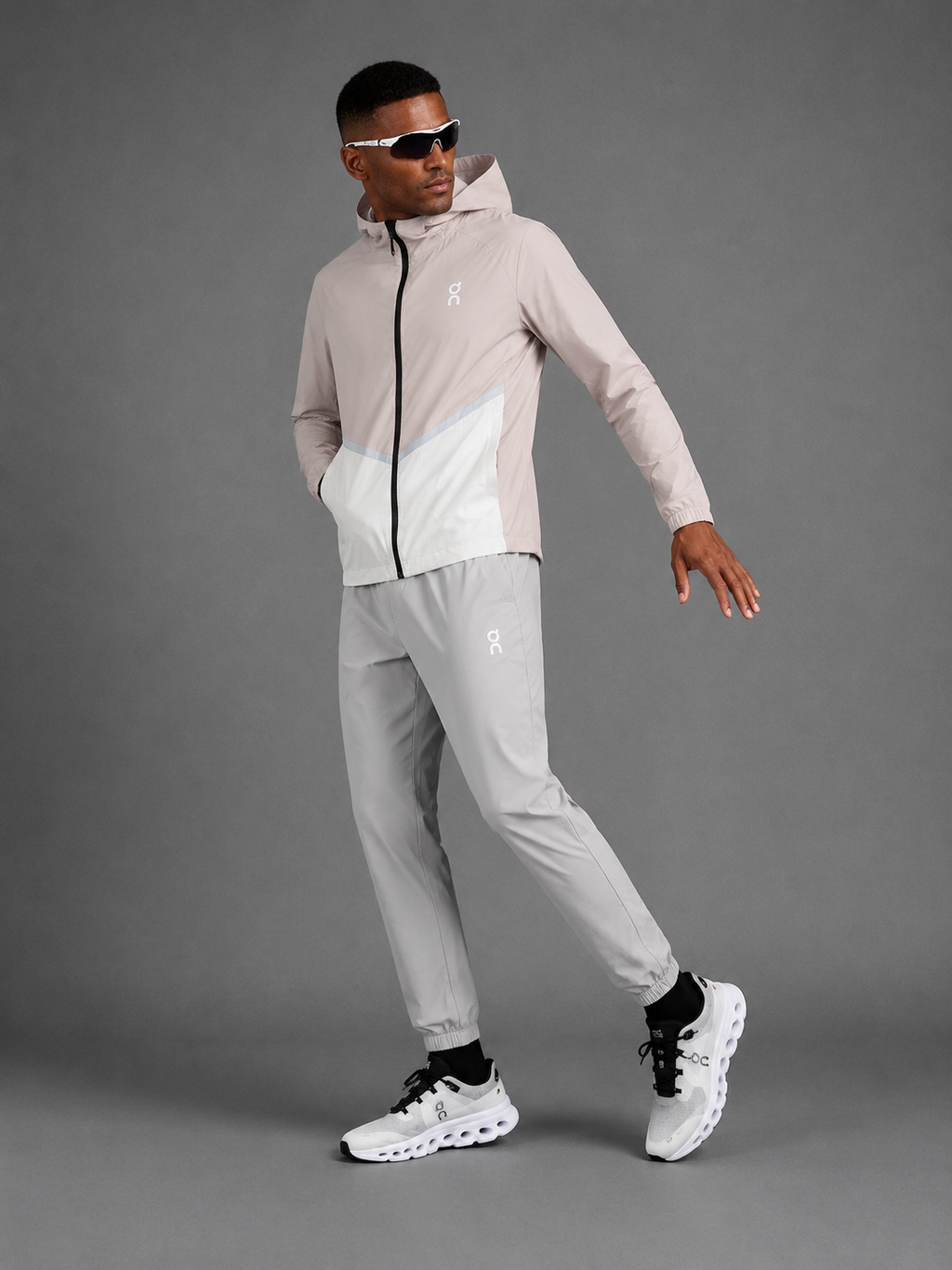 ON RUNNING — Ensemble Veste à Capuche + Pantalon — Rose Poudré & Gris Clair