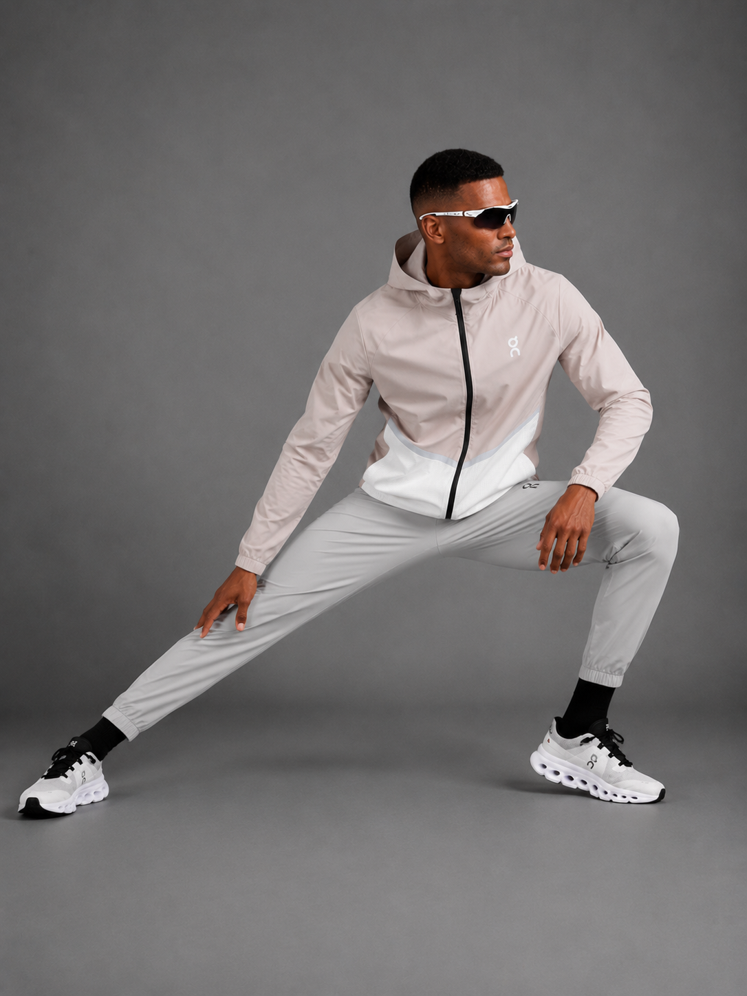 ON RUNNING — Ensemble Veste à Capuche + Pantalon — Rose Poudré & Gris Clair