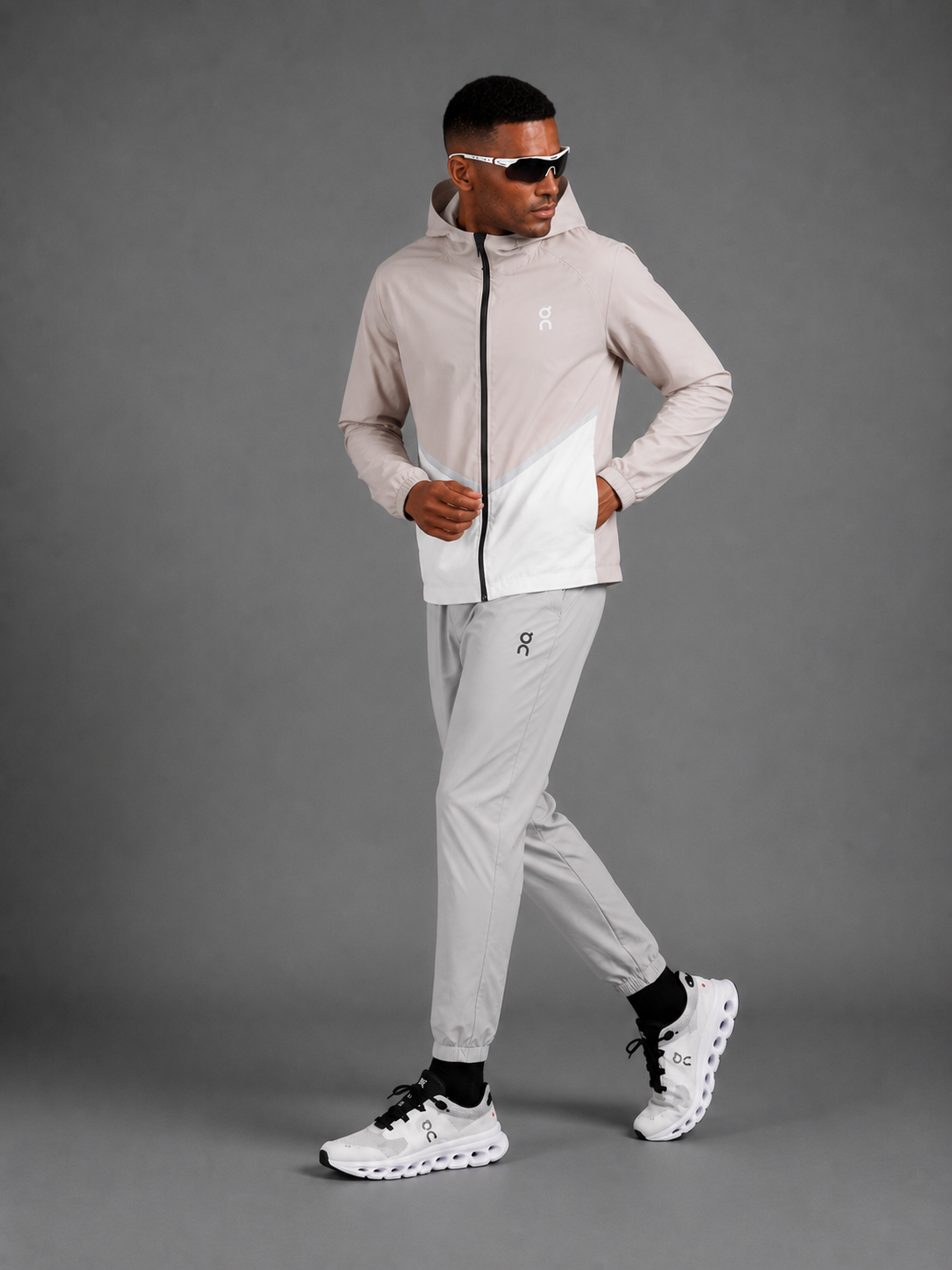 ON RUNNING — Ensemble Veste à Capuche + Pantalon — Rose Poudré & Gris Clair