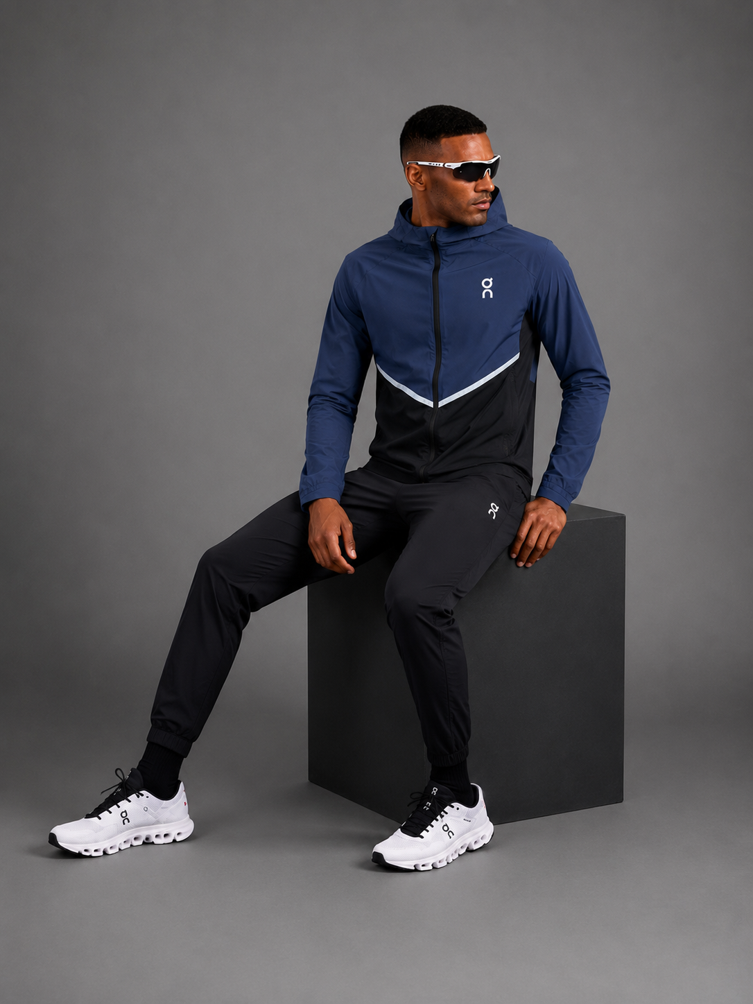 ON RUNNING — Ensemble Veste à Capuche + Pantalon — Bleu Acier & Bleu Marine