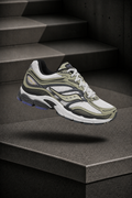 SAUCONY — ProGrid Omni 9 — Metallic White / Gold