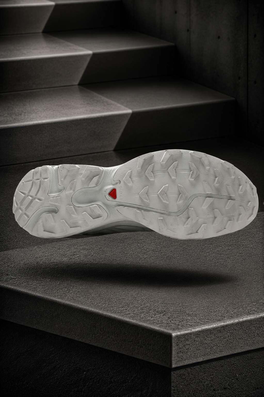 SALOMON — XT-6 — Triple White