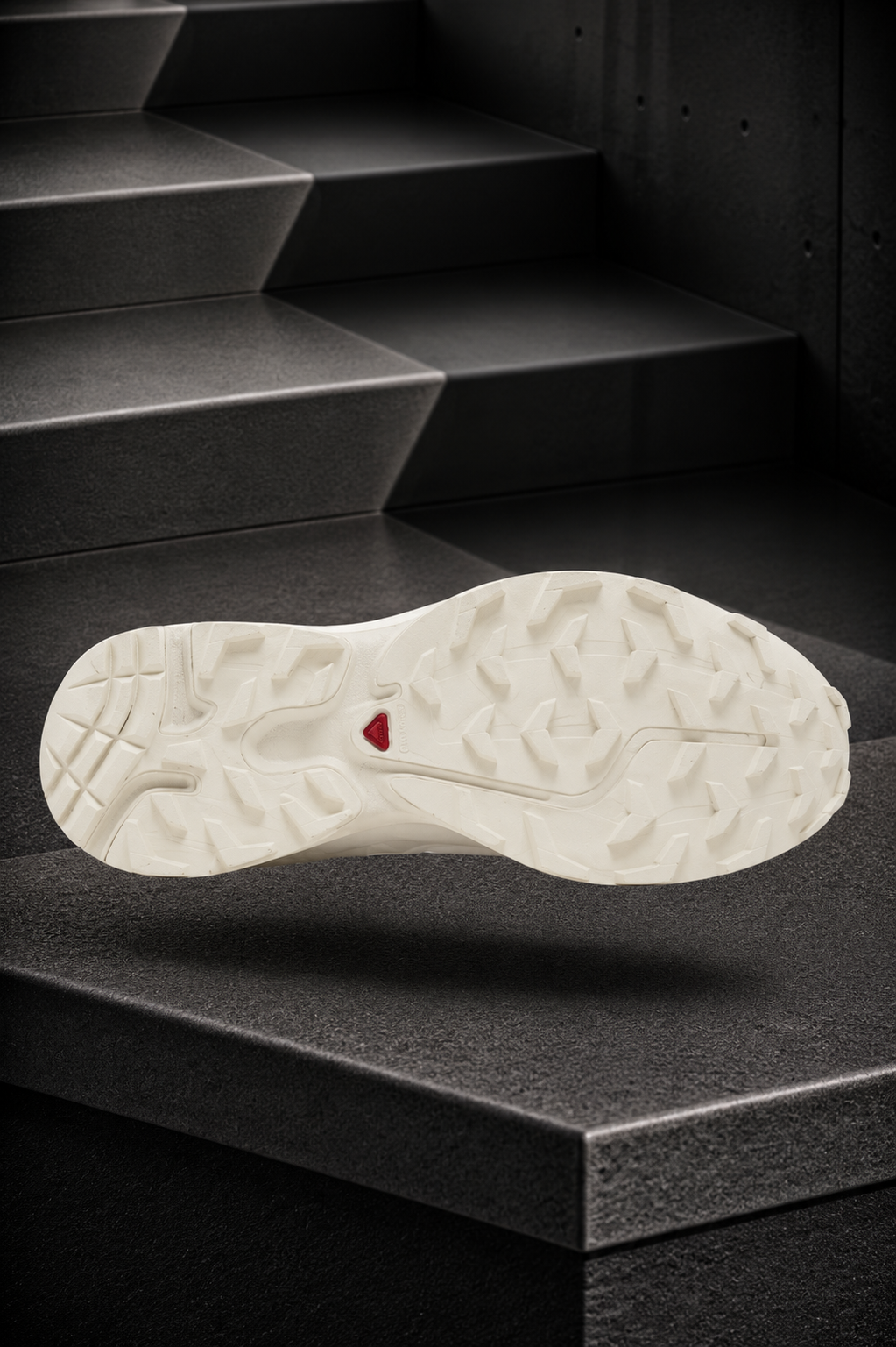 SALOMON — XT-6 — Vanilla / Ecru