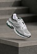 SAUCONY — ProGrid Omni 9 — Blanc / Argent / Vert