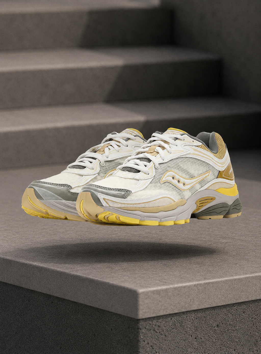 SAUCONY — ProGrid Omni 9 — Crème / Moutarde / Sauge