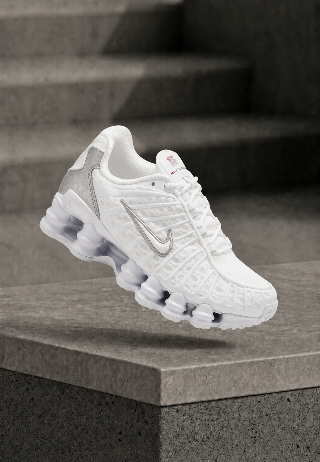NIKE — Shox TL — Blanc / Argent