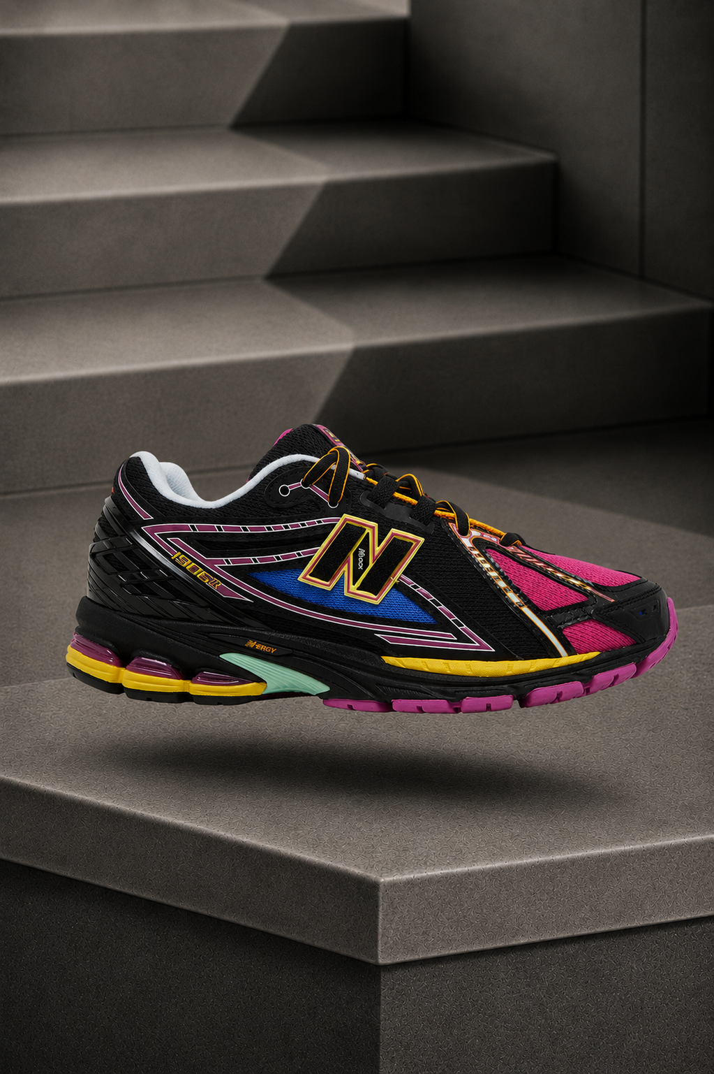 New Balance 1906R — Noir / Rose Fuchsia / Bleu / Jaune Moutarde
