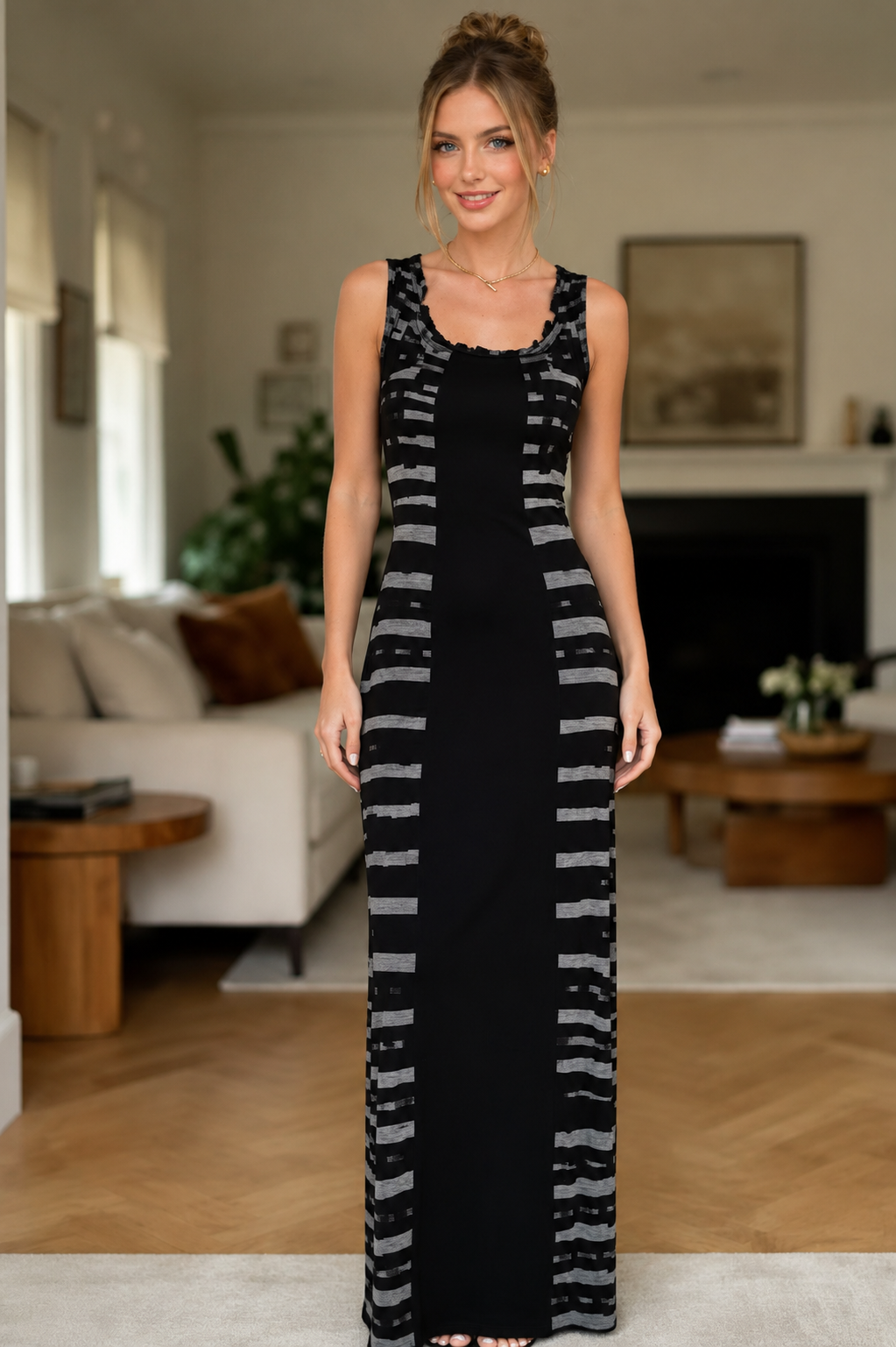 Robe Longue Moulante à Rayures Abstraites Noir et Blanc – Maxi Femme