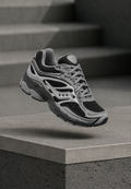 Saucony ProGrid Omni 9 – Black / Silver