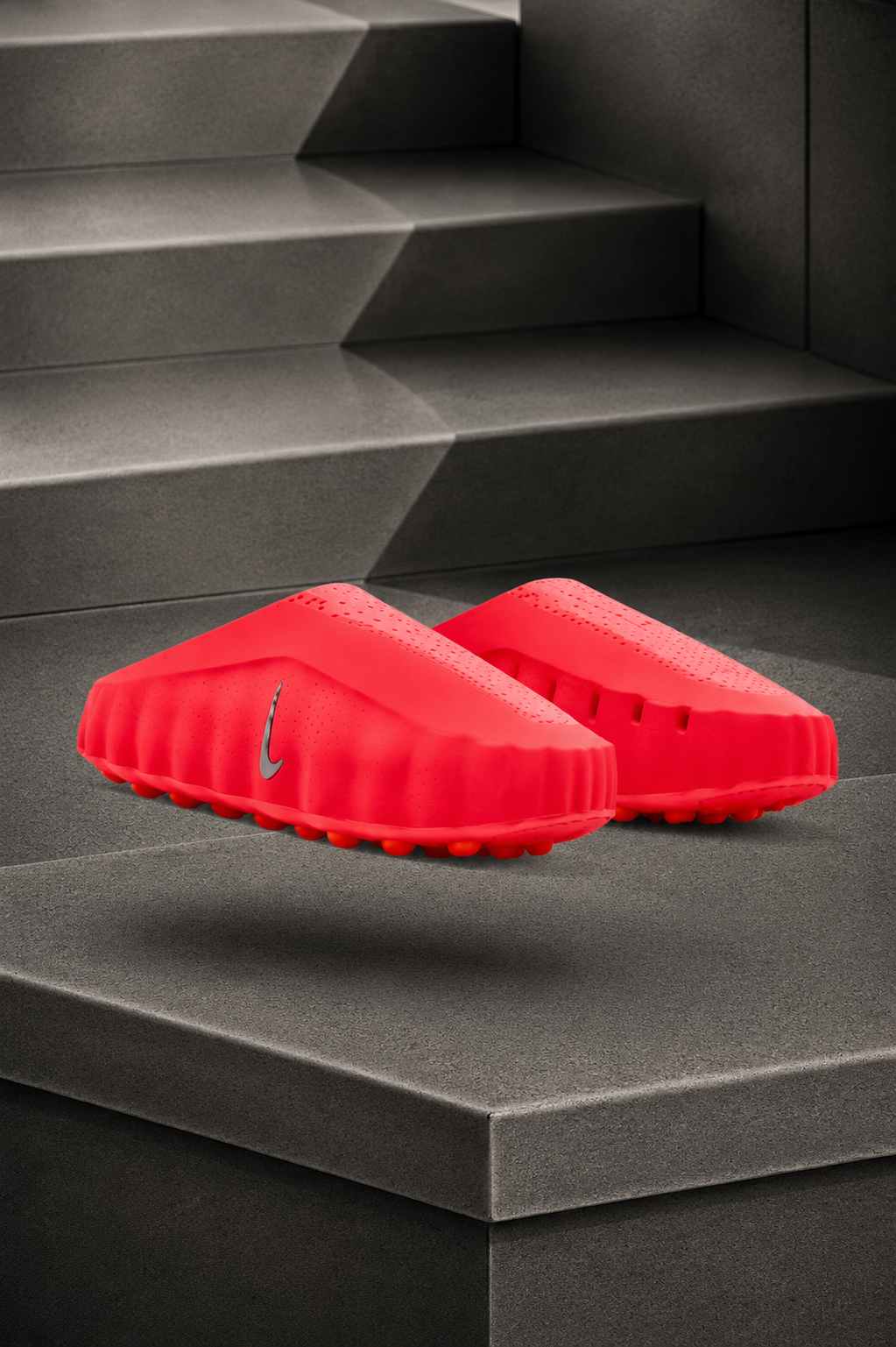 Nike Mind 001 — Mule Solar Red