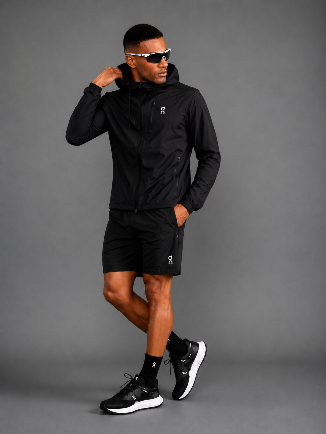 ON RUNNING — Ensemble Veste + Short — Noir