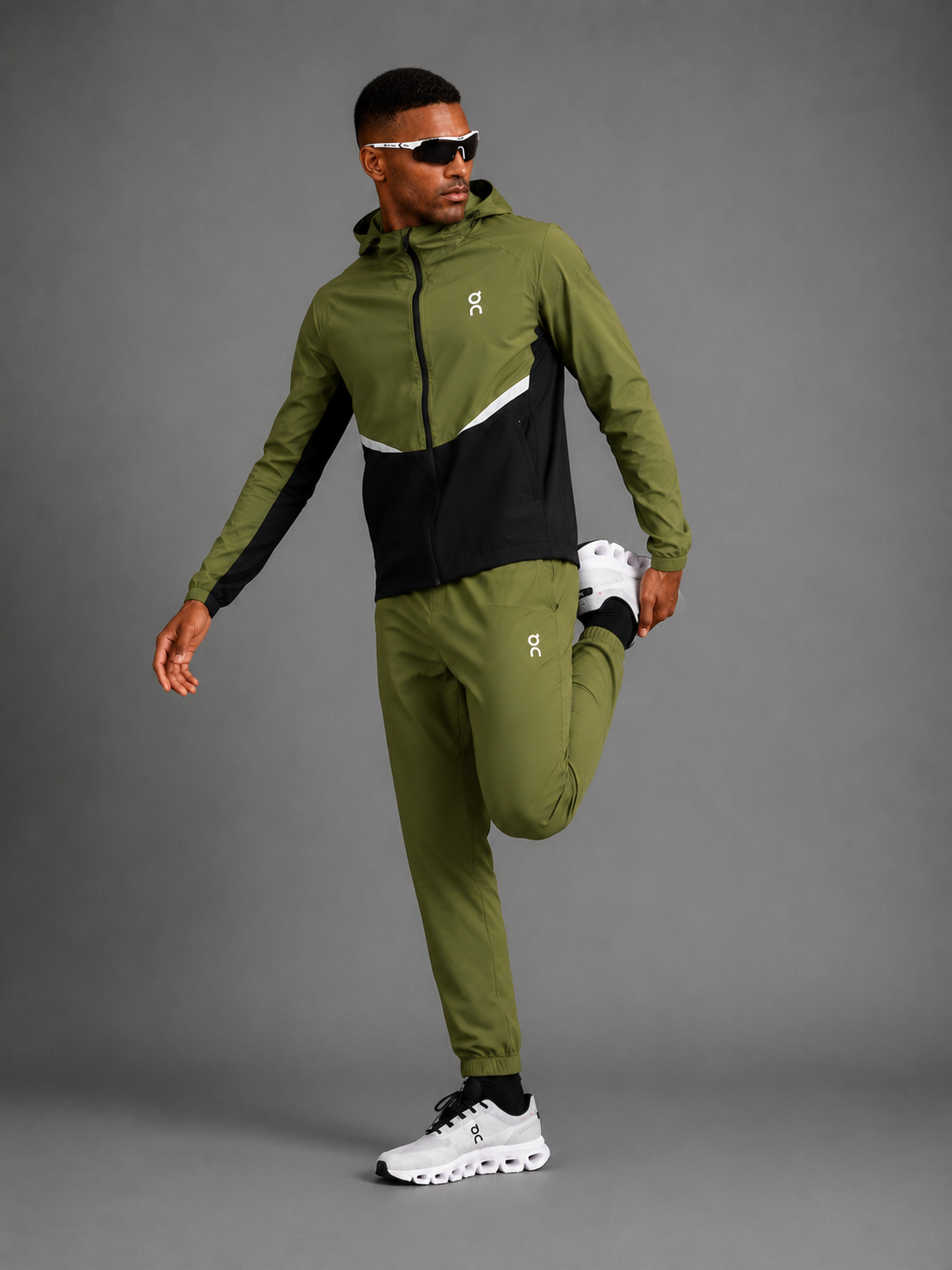 ON RUNNING — Ensemble Veste à Capuche + Pantalon — Kaki
