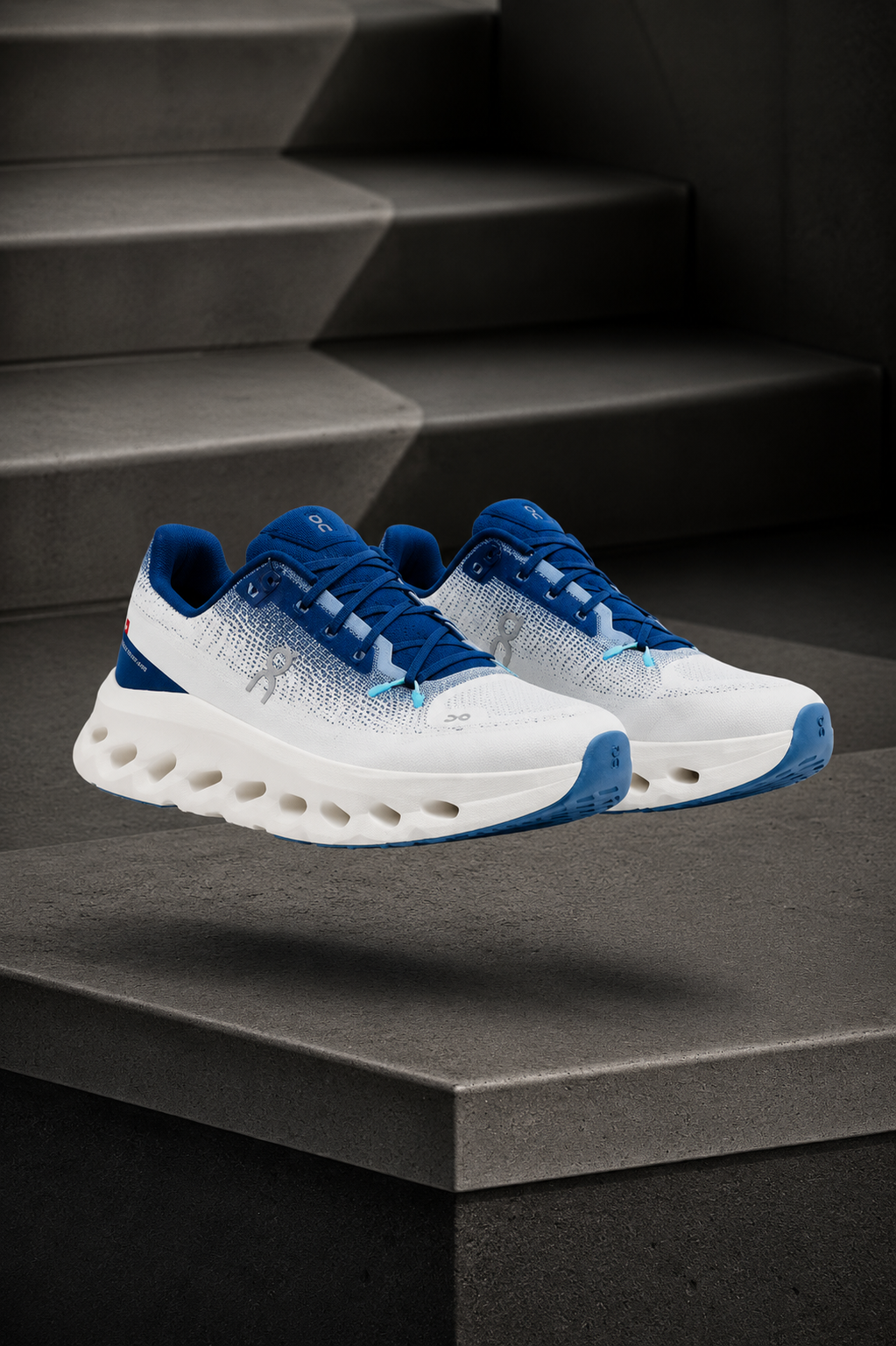 On Cloudtilt « Navy/White »