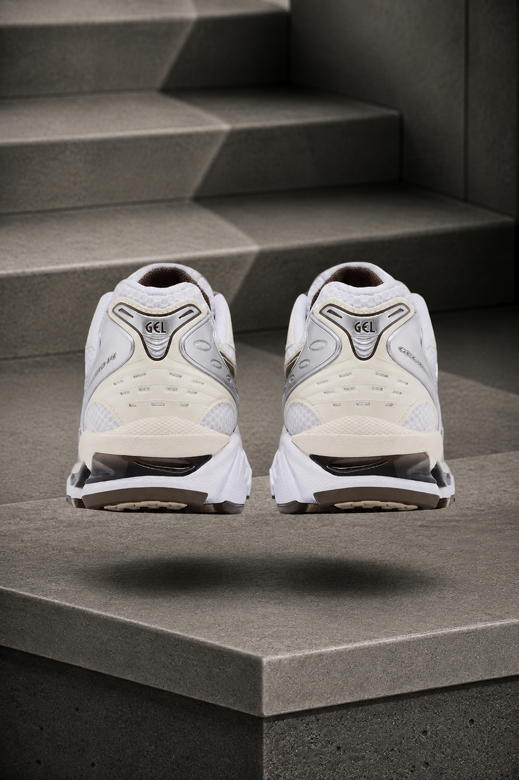 ASICS Gel-Kayano 14 — Blanc / Argenté / Marron Chocolat
