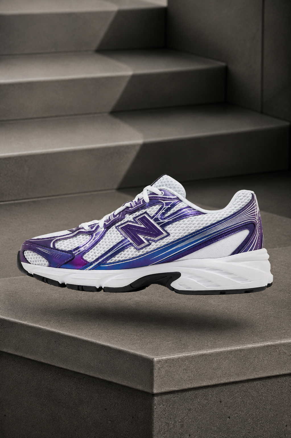 New Balance 740 — Blanc / Violet Dégradé