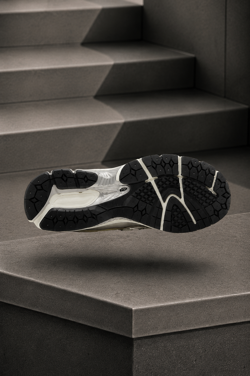 New Balance 1906R — Blanc / Argenté / Noir